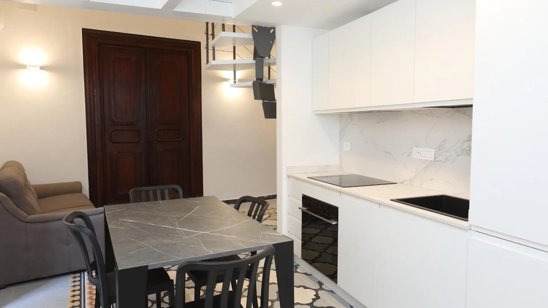 Cefalu Dream 0*,  İtalya